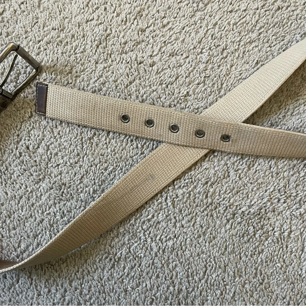 REI reversible leather/fabric belt - Picture 4 of 4